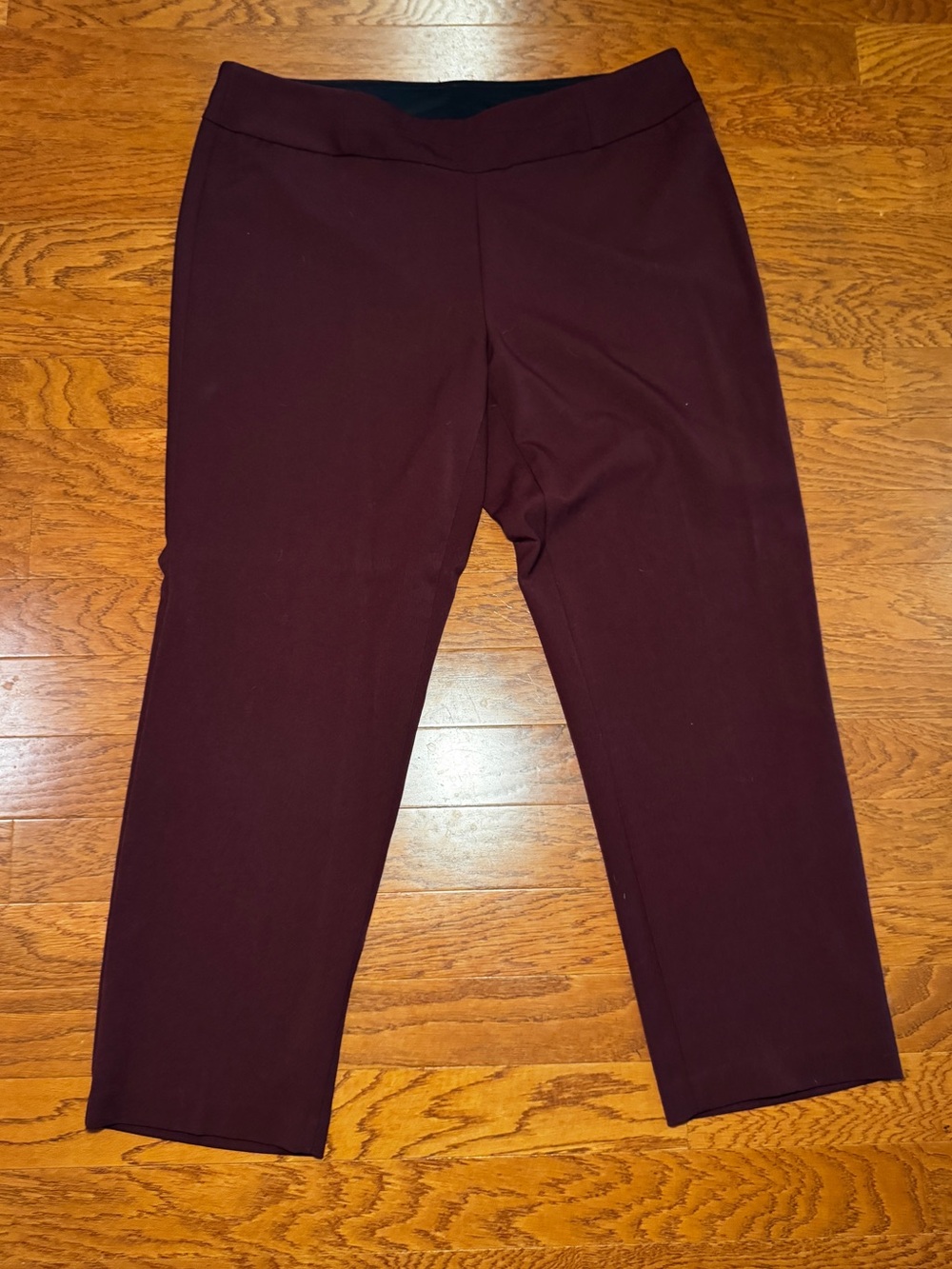 Investments Women’s Plus 18WR Pull-On Dress Pants Burgundy Wine Slimming Git